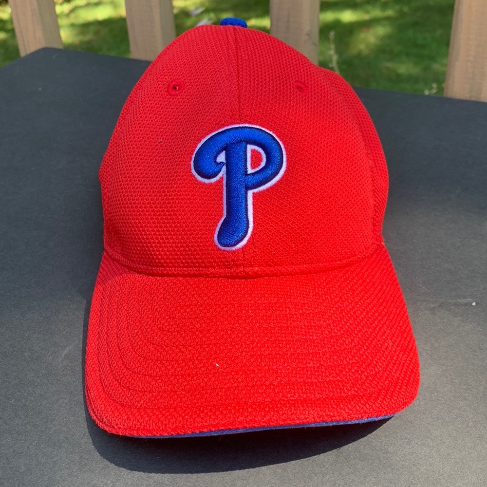 Philadelphia Phillies MLB New Era 3930 ball cap.Sz S/M (fits 6 5/8- 7 1/8)
